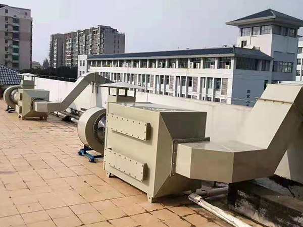 活性炭過濾箱