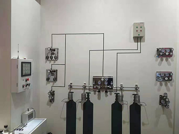 氣體供氣半自動切換器
